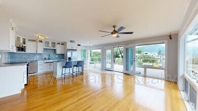 Building Photo - 44-119-119 Mikiola Dr