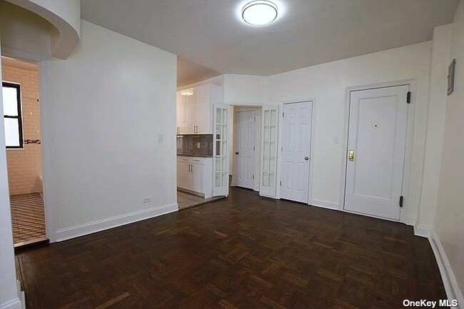 Building Photo - 41-21 42nd St