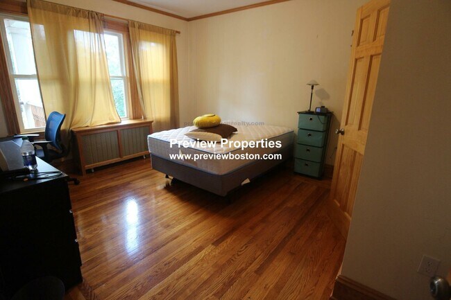 Foto del edificio - 124 Columbia St