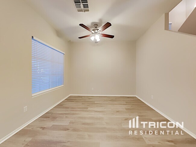 Foto del edificio - 14415 N 132nd Dr