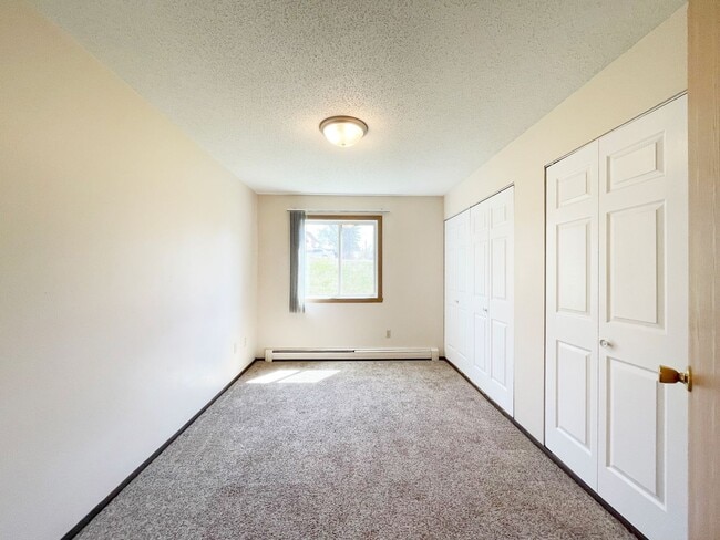 Interior Photo - Summit Park