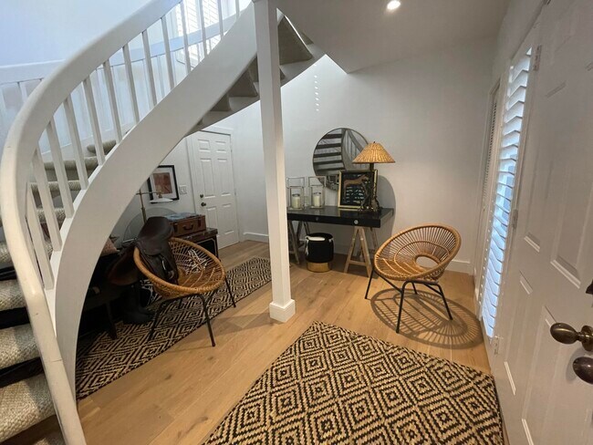 Foto del edificio - 11831 Pebblewood Dr