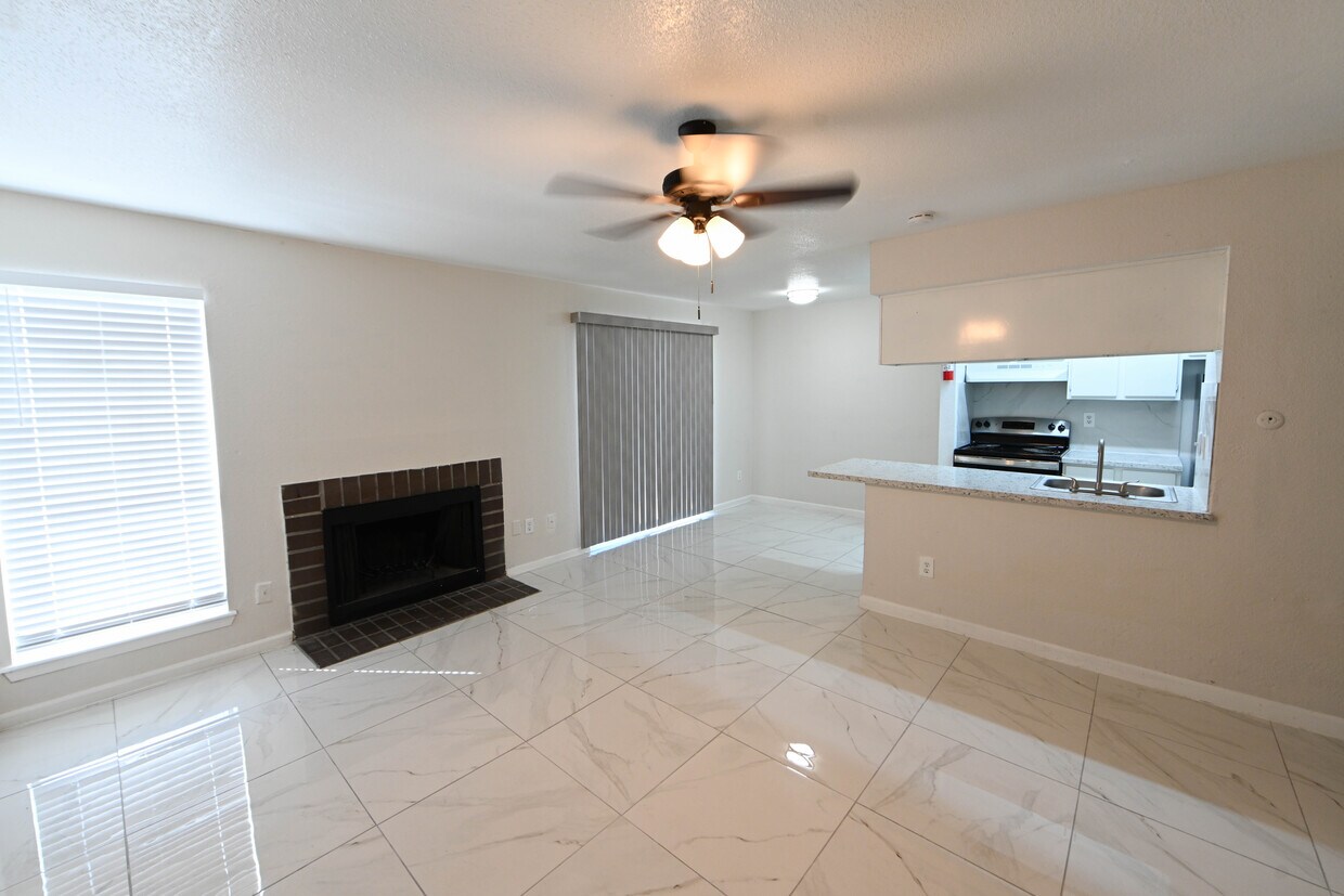 Star Beltway 8 Apartments 10411 South Dr Houston, TX