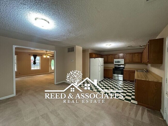 Foto del edificio - 2 Bedrooms in Moscow!