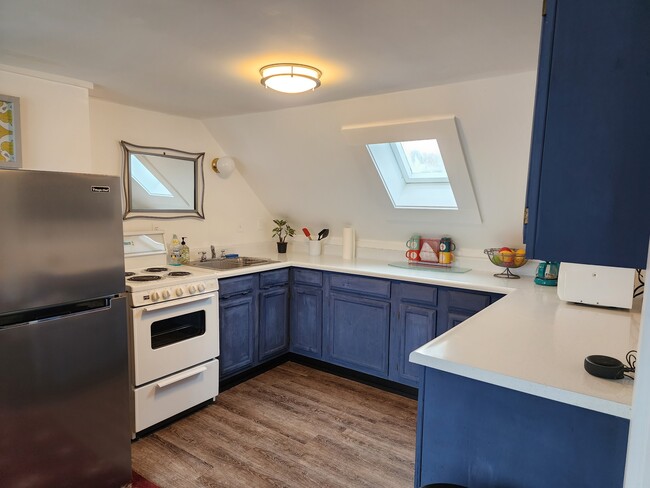 Simple Open Kitchen - 74 Bridgton Rd