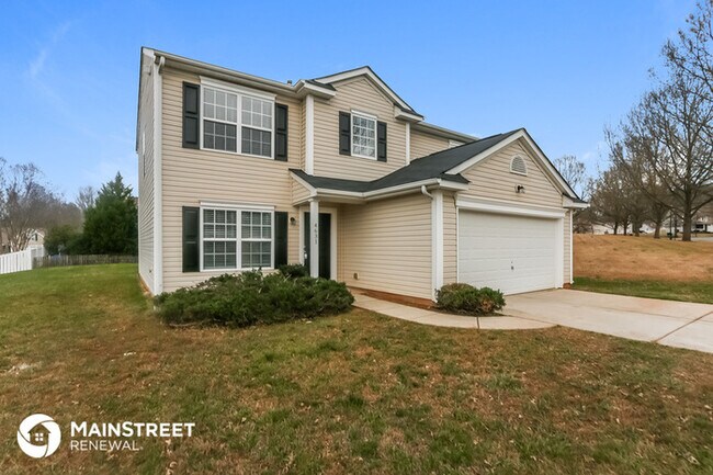 Building Photo - 4631 Larkhaven Village Dr