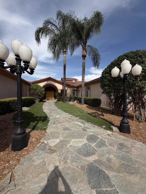 Building Photo - 1555 Willow Glen Dr