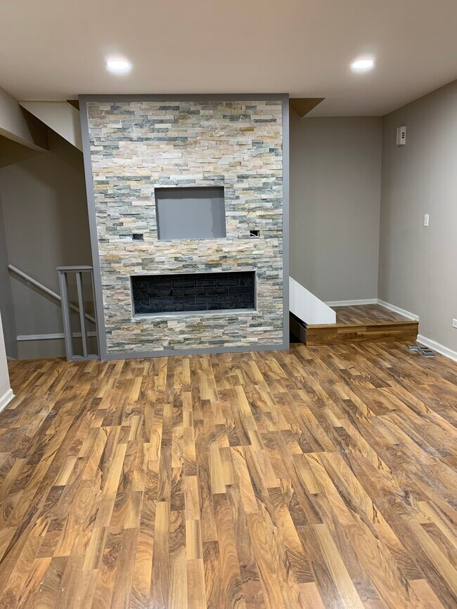 Foto del edificio - 738 Inverrary Ln