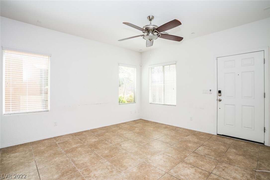 7709 Classy Cashmere Ct, Las Vegas, NV 89149 House Rental in Las