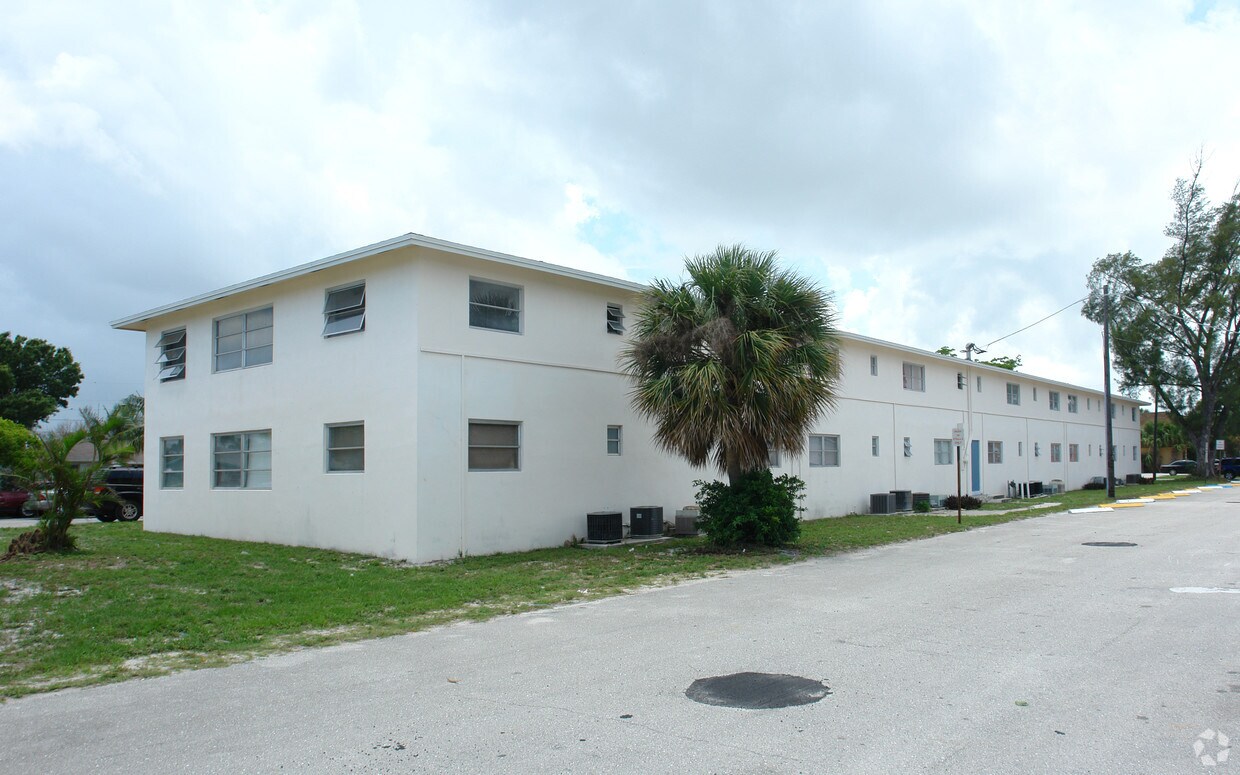 Building Photo - Foresteria Park Apartments