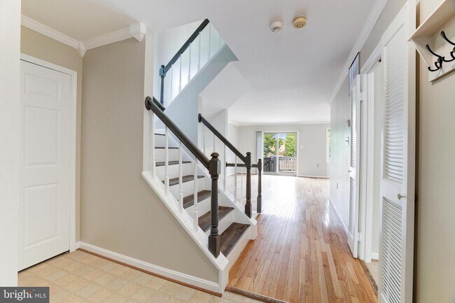 Foto del edificio - 12727 Inverness Way