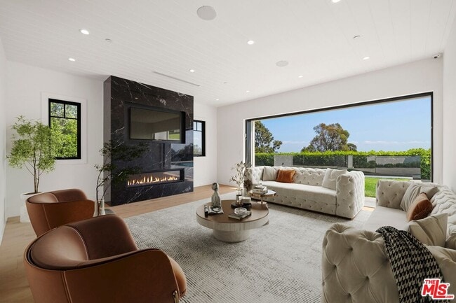 Foto del edificio - 1744 Correa Way