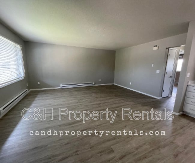 Building Photo - 1327 Panners Pl