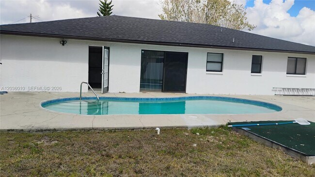 Foto del edificio - 1404 SE 19th St