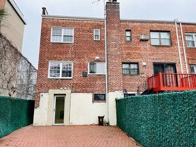 Primary Photo - 158-45-145 76th Rd