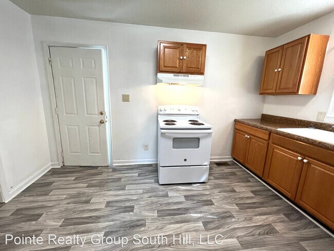 Foto del edificio - 4 br, 2 bath House - 202 Davenport Street