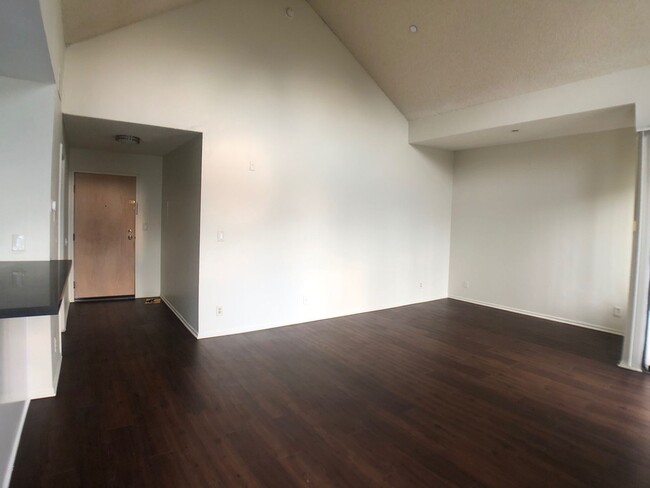 Foto del interior - 747 Gayley Ave