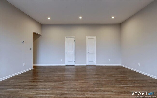 Foto del edificio - 91 Stowe Ave