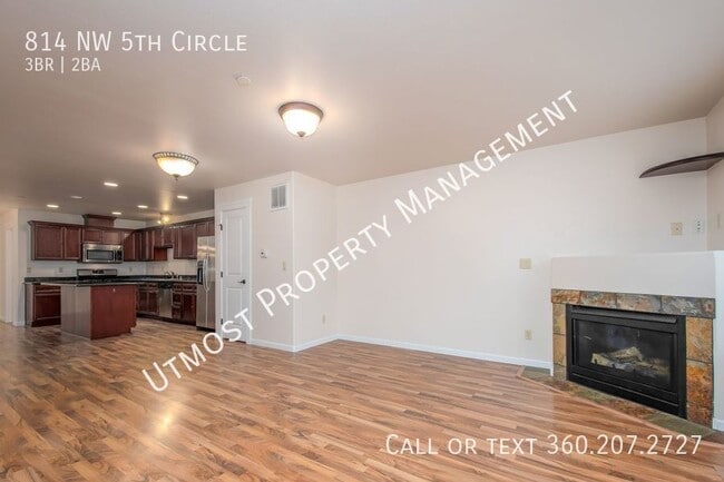 Foto del edificio - 814 NW 5th Cir