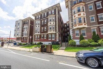 Building Photo - 4710 Chestnut St