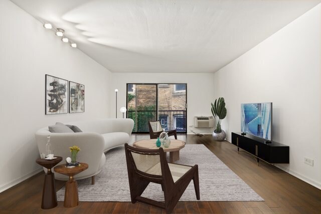 Foto del edificio - 4334 N Clarendon Ave
