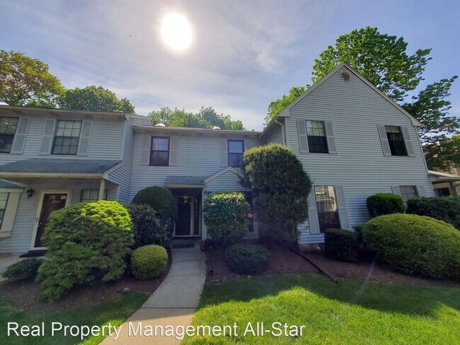 Building Photo - 3 br, 2.5 bath House - 2605 Cricket Circle