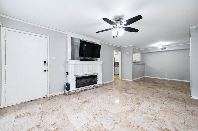 Building Photo - 2575 Marilee Ln