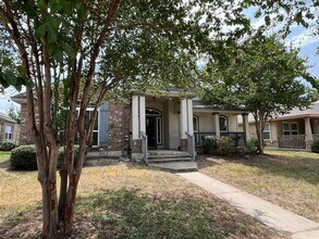 Building Photo - 809 Walnut Canyon Blvd