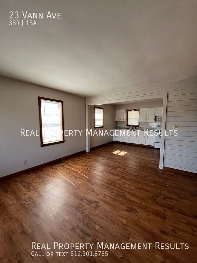 Building Photo - 3 Bedroom, 1 Bath Home East Side