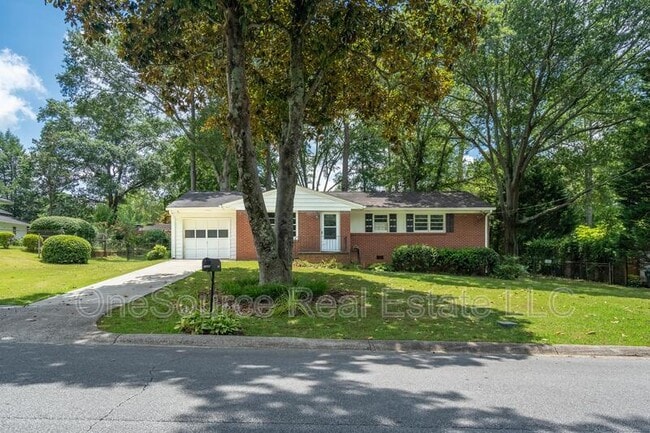 Building Photo - 1248 Cliffwood Drive
