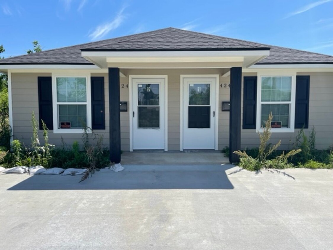 Primary Photo - Nice Duplex in North Lake Charles