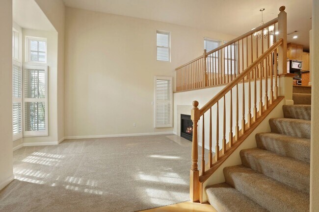 Foto del edificio - Beautiful 3 bedroom Bayside home available...