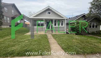 Building Photo - 1763 Suman Ave