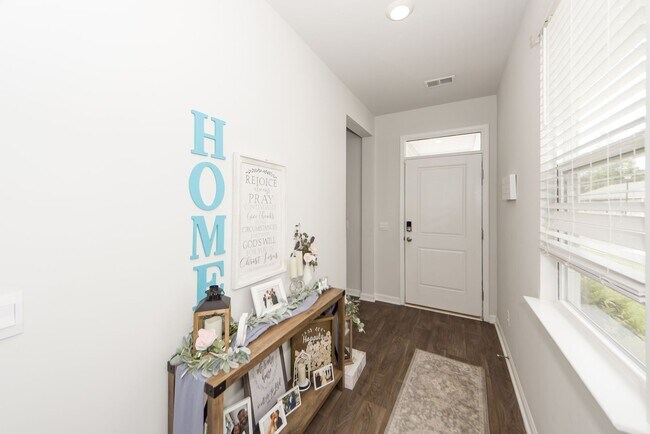 Foto del edificio - 3 Bedroom 2 Bath Home in Cane Bay Plantation - Summerville