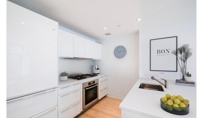 Foto del edificio - 2 bedroom in New York NY 10017