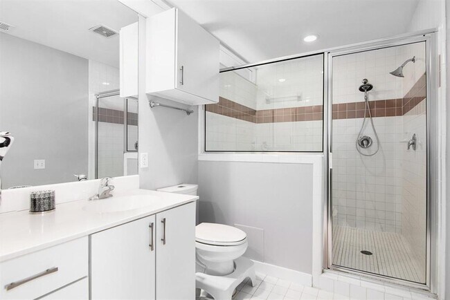 Building Photo - 6138 Grand Blvd