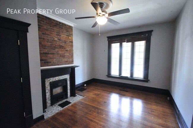 Building Photo - Available Fall 2024! 2 Bedroom Apartment N...
