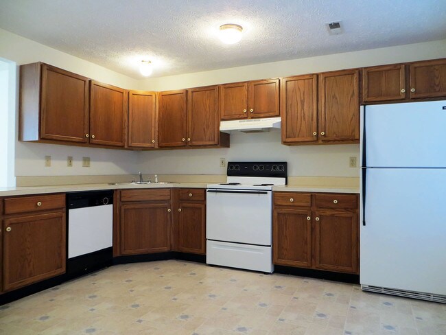 Building Photo - 2125 Tenbrink Dr