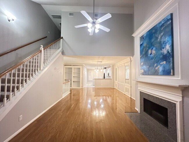 Foto del edificio - 2905 W Dallas St