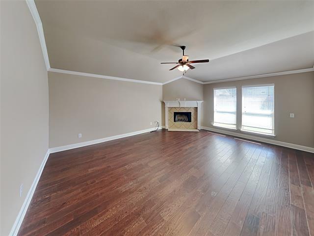 Foto del edificio - 529 Sterling Dr