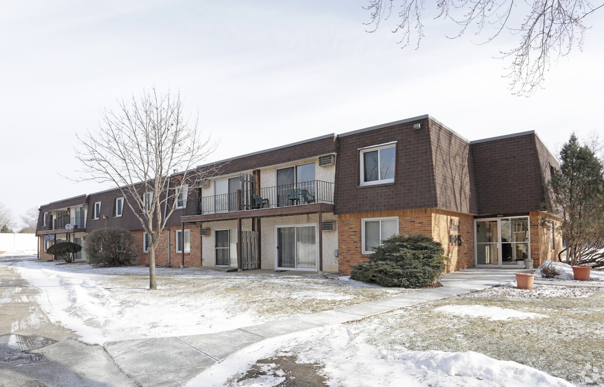 Chalet Apartments Edina, MN