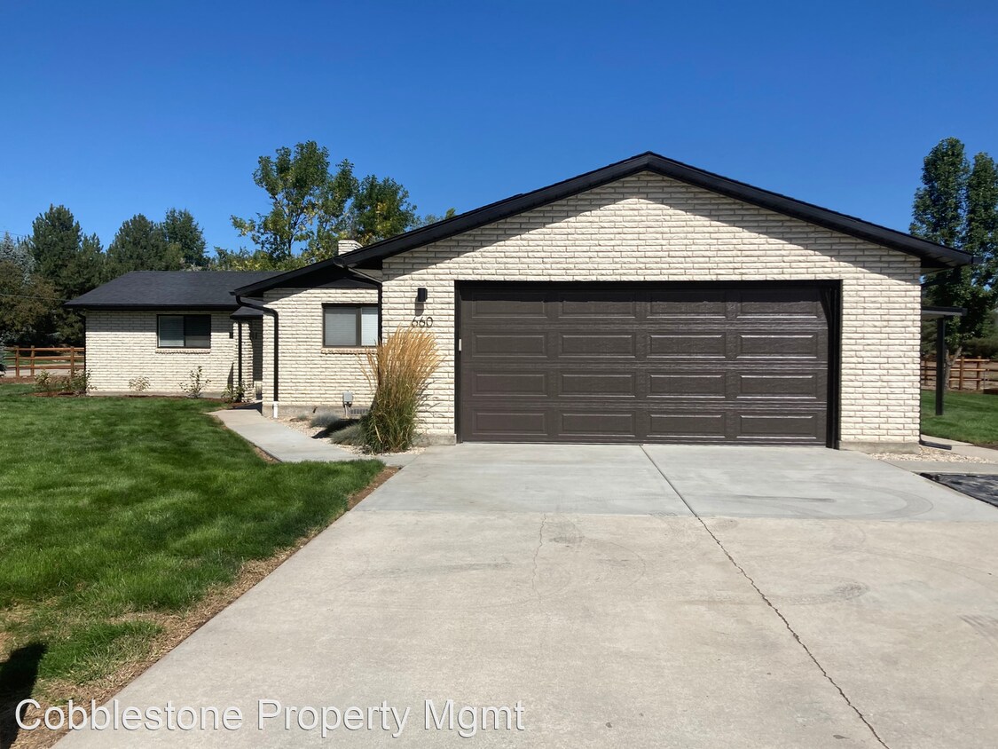 Primary Photo - 3 br, 2 bath House - 660 N Ballantyne Ln
