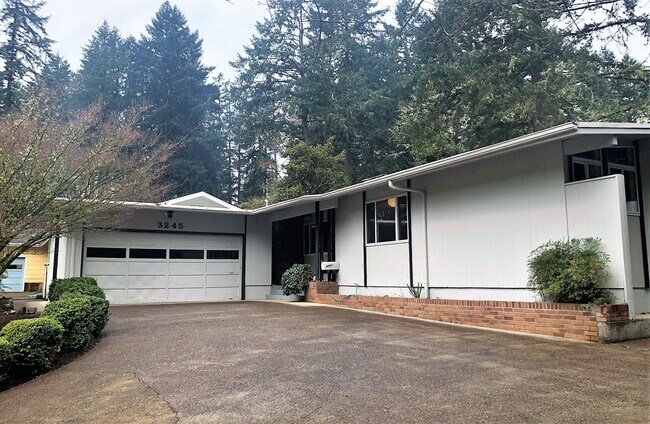 Foto del edificio - Gorgeous Single Level Home in NW Corvallis!