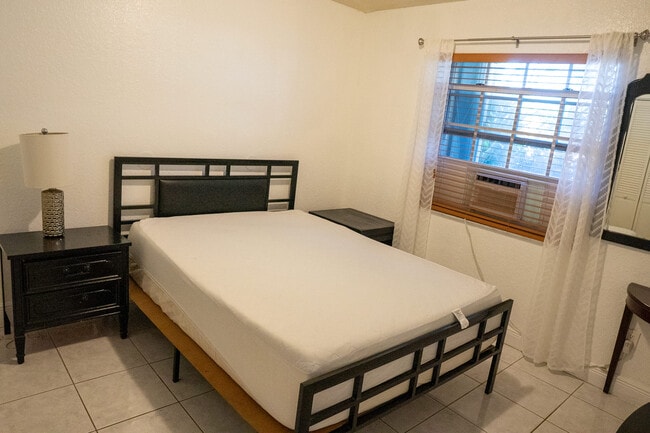 Building Photo - 11262 SW 159th Pl