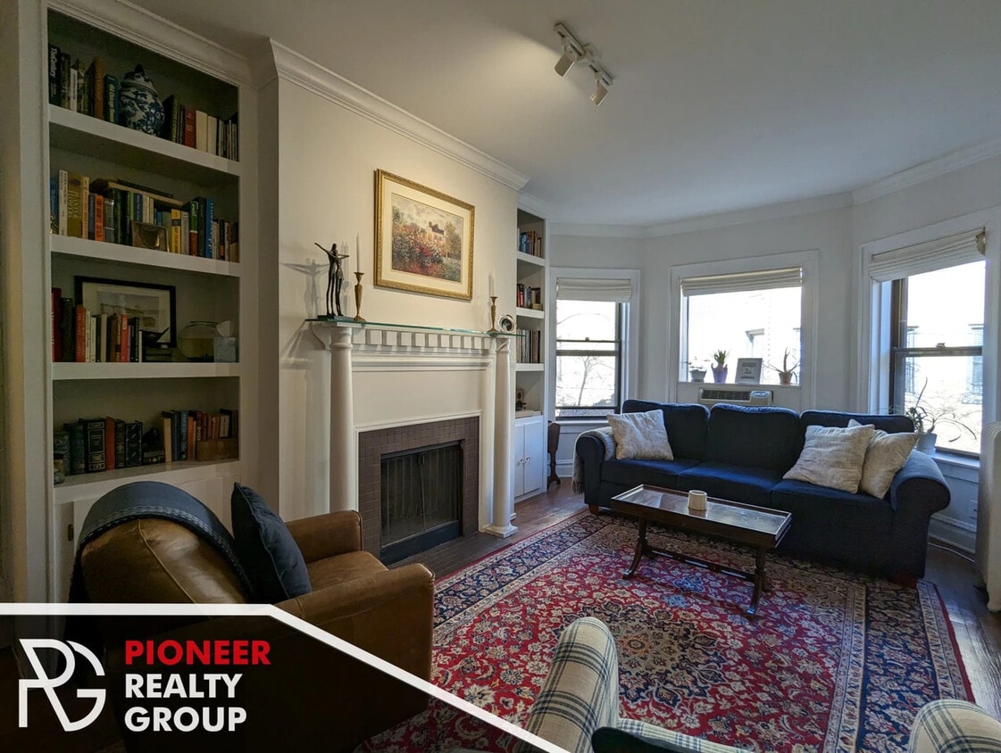 Primary Photo - 547 W Brompton Ave