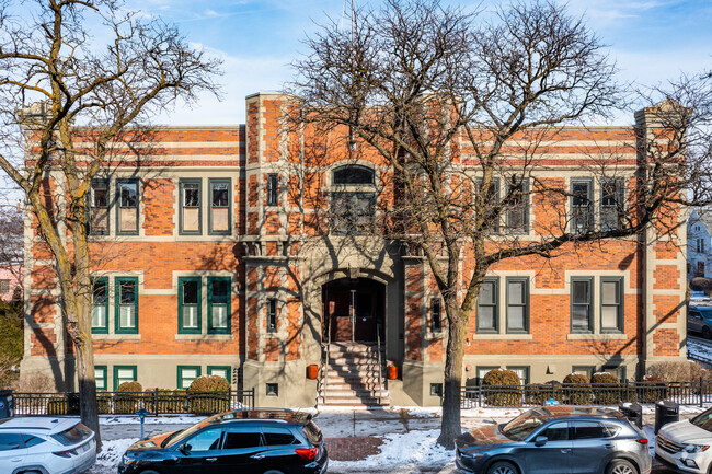 Building Photo - The Armory