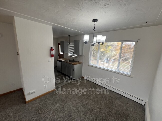 Foto del edificio - 2152 19th Ave