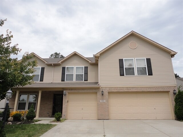 Primary Photo - 7202 Tresa Dr