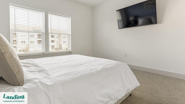 Building Photo - 112 Hera Way