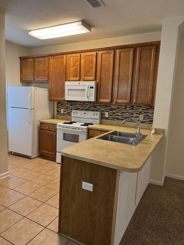 Foto del edificio - Townhouse in Downtown Crawfordville
